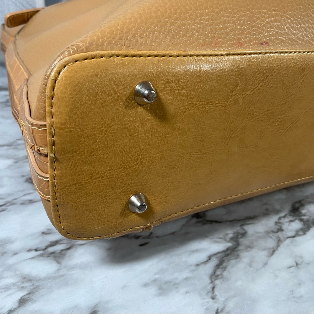Vtg Coldwater Creek Embossed Tote Purse Document File Bag Silver Hardware Tan - Picture 9 of 15